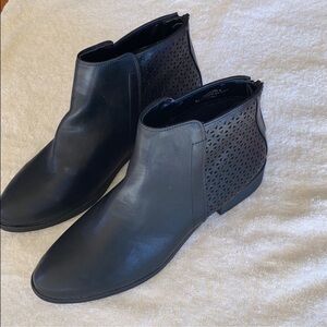 BAMBOO booties